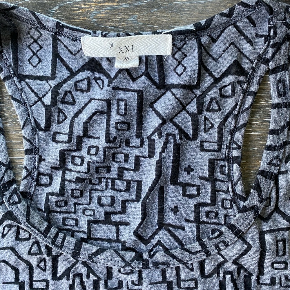 3/$9 Forever 21 gray and black Aztec print tank top medium - Picture 2 of 3